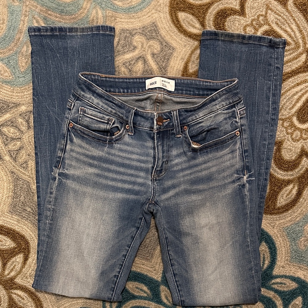 BKE Stella - Slim-Fit, Low Rise, Straight Leg